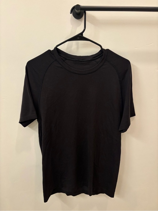 lululemon athletica Other - lululemon Men’s Metal Vent Tee Black/Black Size Men’s Small